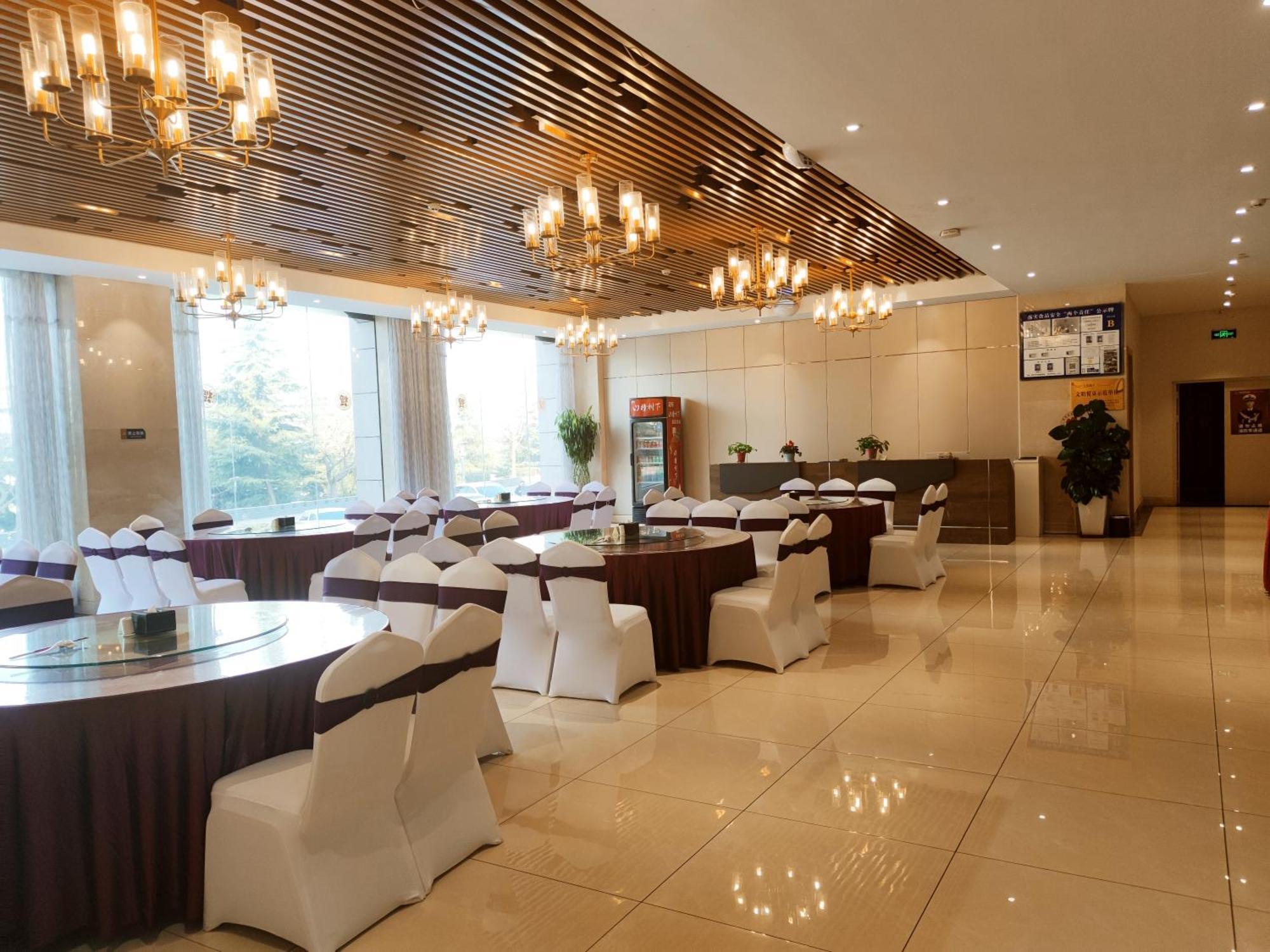 Huashan Xinghe International Hotel Huayin Zewnętrze zdjęcie