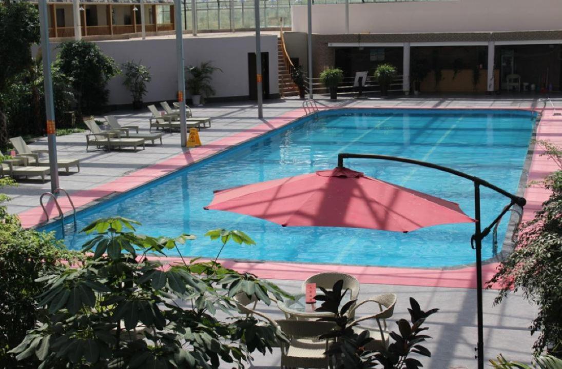 Huashan Xinghe International Hotel Huayin Zewnętrze zdjęcie